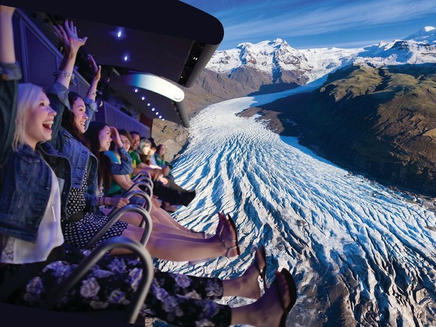 FlyOver Iceland est une expérience fascinante qui allie cinéma, légende et technologie.