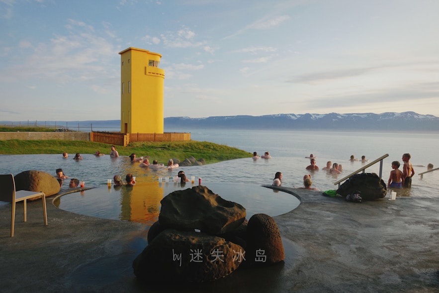 冰島北部胡薩維克Geosea海水溫泉