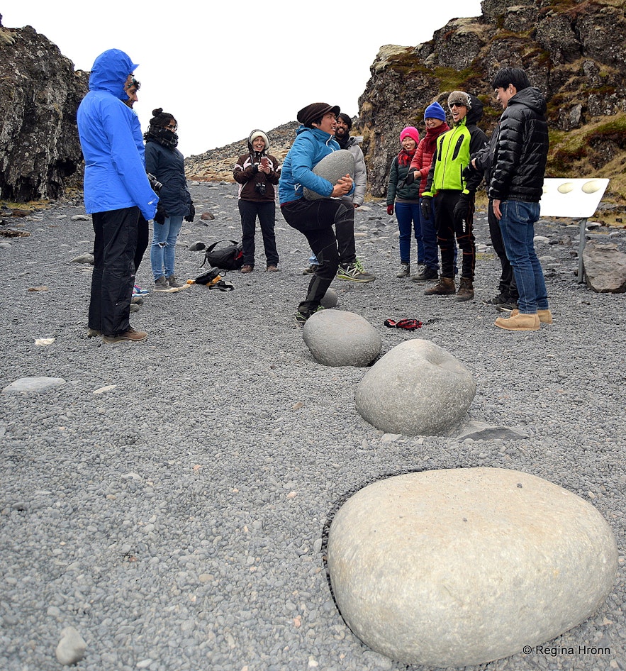 The lifting stones at Djúpalónssandur