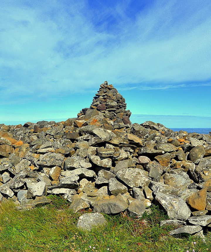 The Old Tradition of Creating Stone Cairns in Iceland