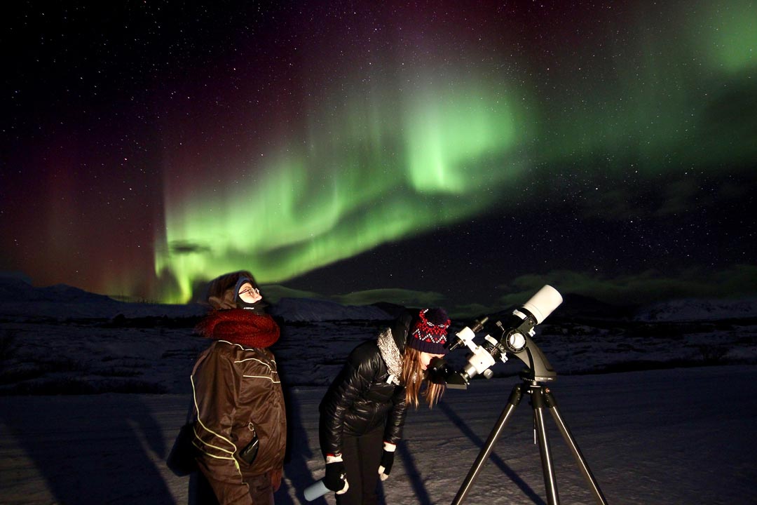 Observation d'aurores boréales et étoiles en petit groupe | De Reykjavik