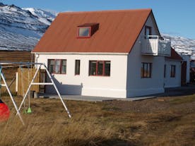 Hlidargardur Villa With Terrace in East Iceland
