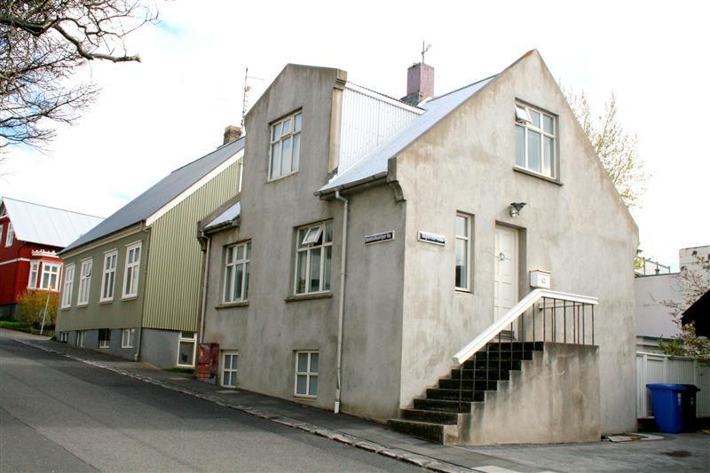 2-Bedroom Apartment in Reykjavik City Centre