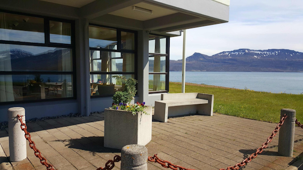 The Cliff Hotel sits on the edge of a majestic Icelandic fjord.