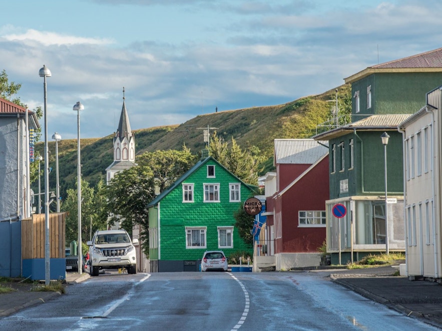 There are pretty old houses in Saudarkrokur