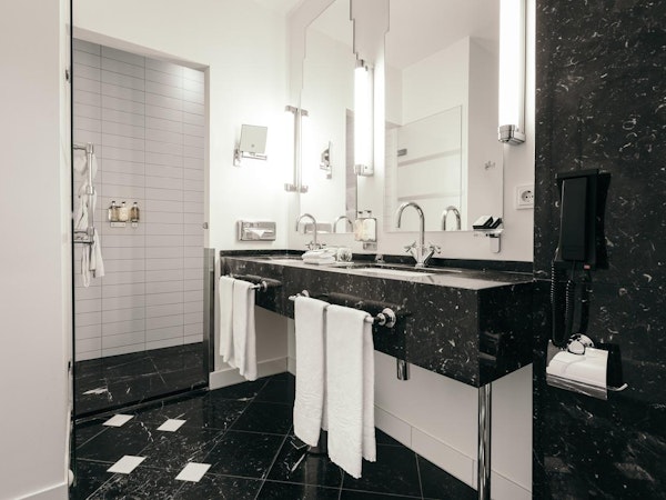 The rooms of Hotel Borg by Keahotels all have en suite bathrooms.