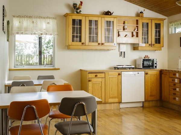 South Central Guesthouse has a communal kitchen.