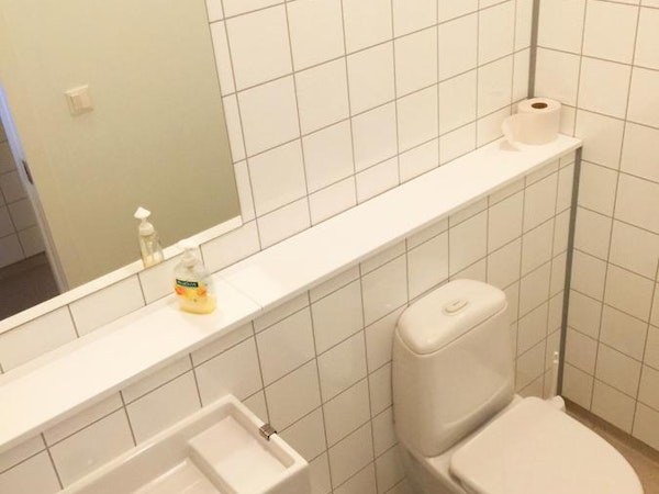 South Central Guesthouse has shared bathrooms.