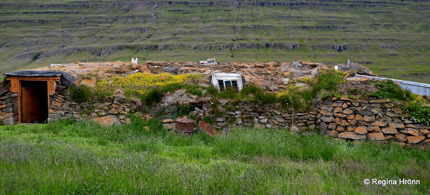 Langhús turf outhouses in East-Iceland