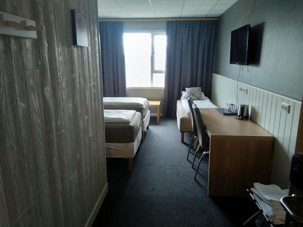 Hotel Kanslarinn has spacious double rooms.