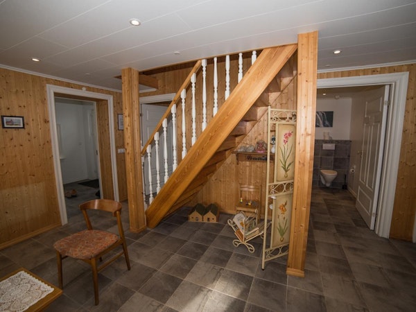Gamla Rif Guesthouse has wooden furnishings.