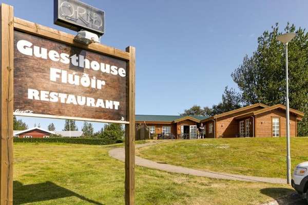 Guesthouse Flúðir - Grund