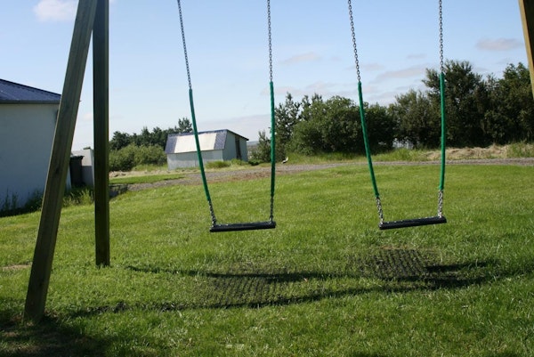 Jadar Farm has a swings for kids.
