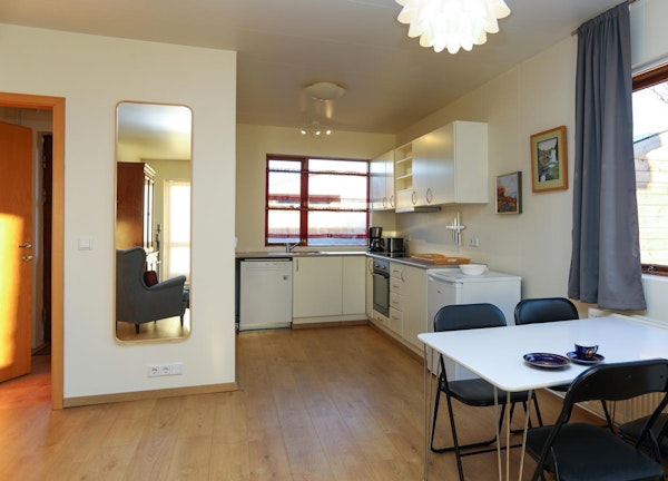 Guesthouse Fludir offers a spacious two bedroom apartment.