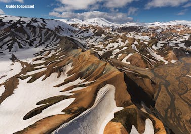 The stunning geological formations of Landmannalaugar nature reserve.