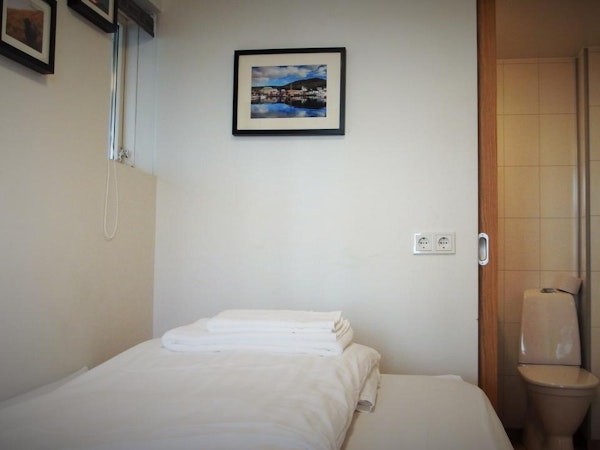 Husavik Green Hostel has cosy bedrooms.