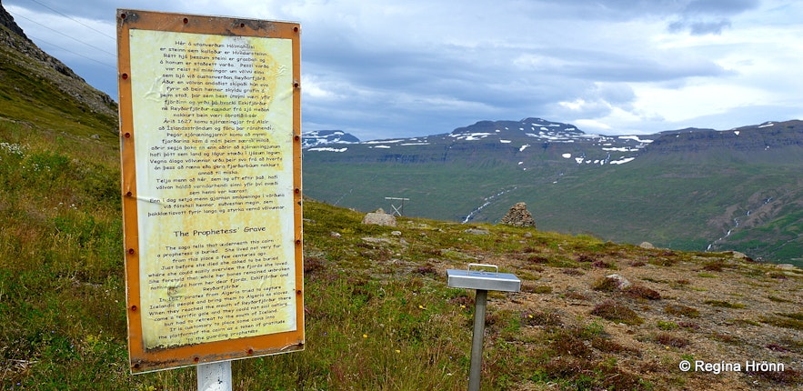 Völvuleiðið á Hólmaheiði - burial mound in East-Iceland