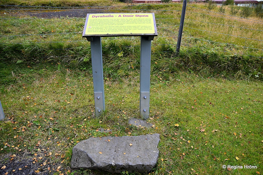 The stone at Kirkjubæjarklaustur with the footprints of the nuns