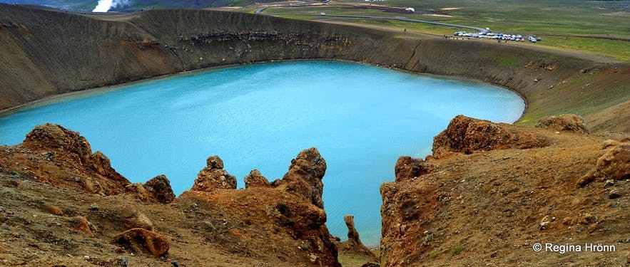 Víti im Krater des Vulkans Krafla in Island ist ein großartiger Ort zum Besuchen.