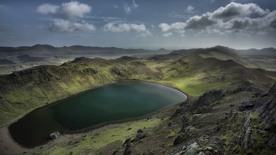 Die Blaue Lagune ist wie eine Oase im Lavafeld der Halbinsel Reykjanes