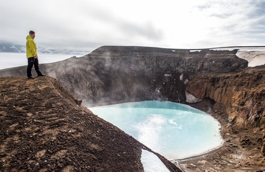Il cratere di Víti a Askja, Islanda