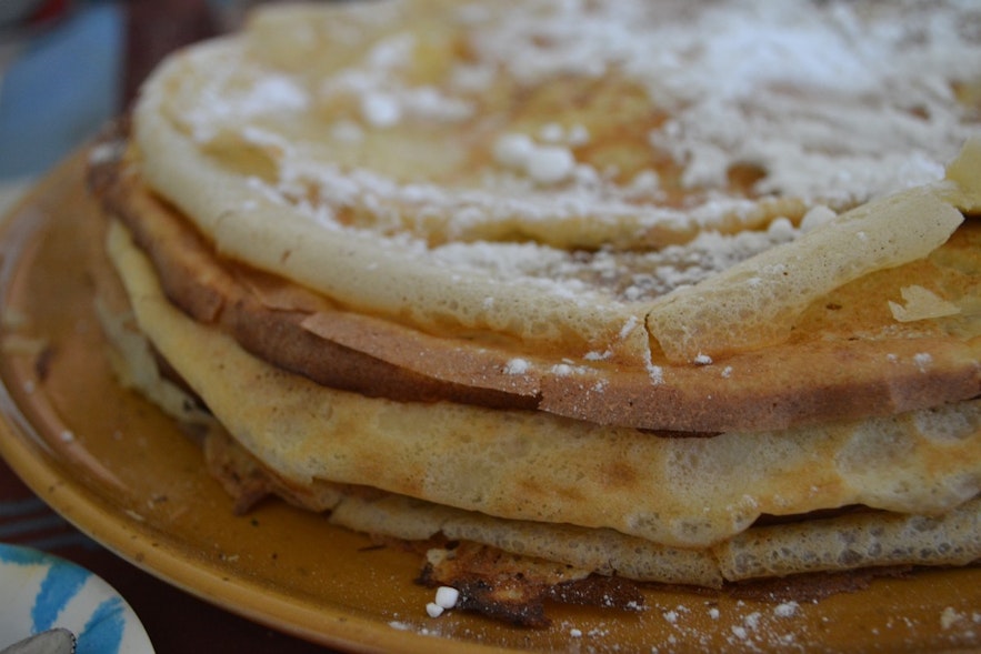 Icelandic pancakes more resemble crêpes.