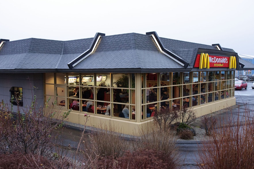 Last McDonalds burger sold in Iceland in 2009