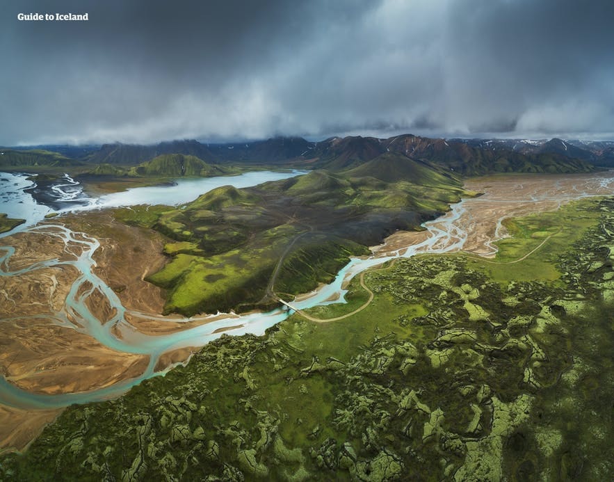 아이슬란드에 오는 사람이라면 누구나 놀라운 자연에서 영감을 받게됩니다.