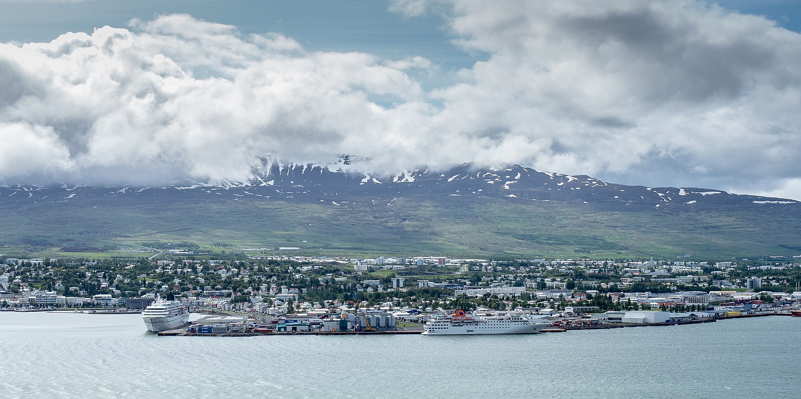 아쿠레이리, 아이슬란드 북부의 수도