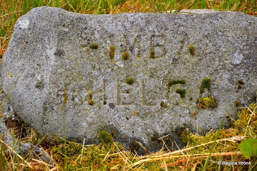 The grave of Regína's great-aunts in Ólafsvík
