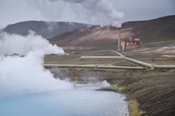 観光情報：Bjarnarflag地熱発電所