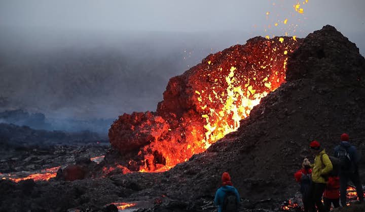 2022 Vulkantur till vulkanen Fagradalsfjall på Island