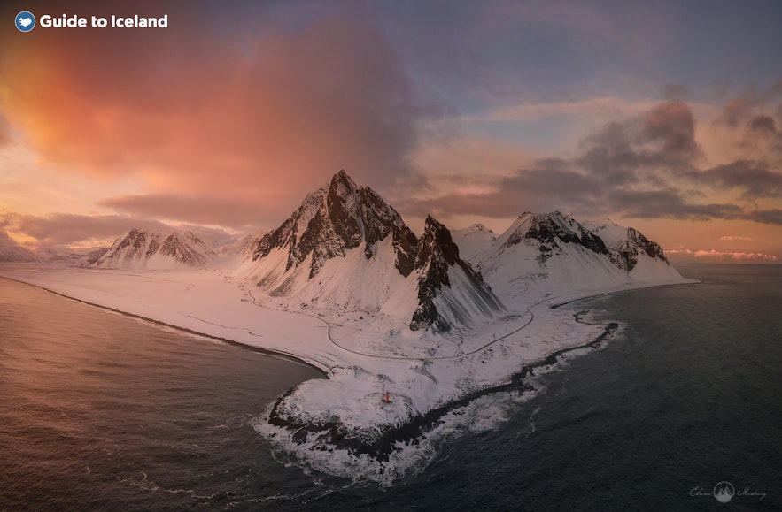 Vestrahorn is right by the sea, but even the salty air cannot protect the ground from snow