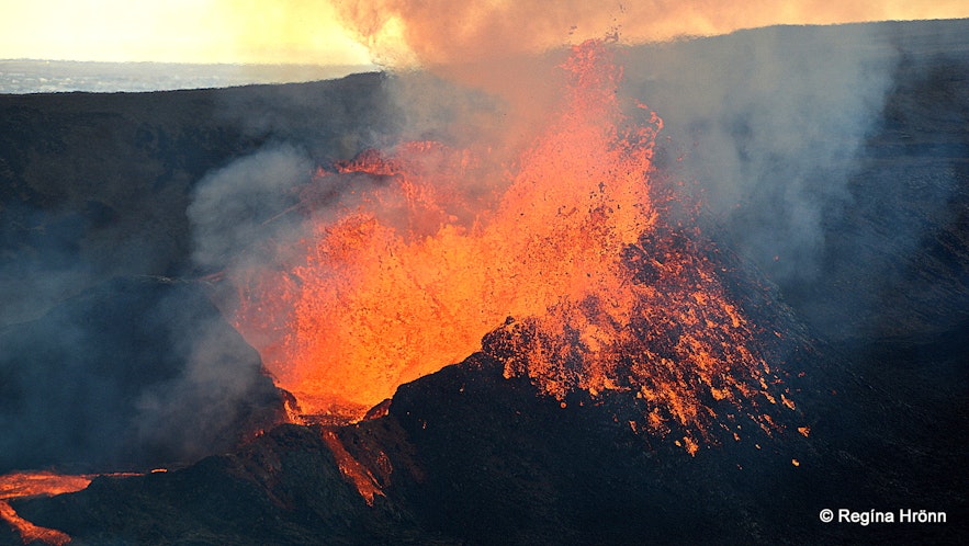 The lava flow from the volcanic eruption in Mt. Fagradalsfjall