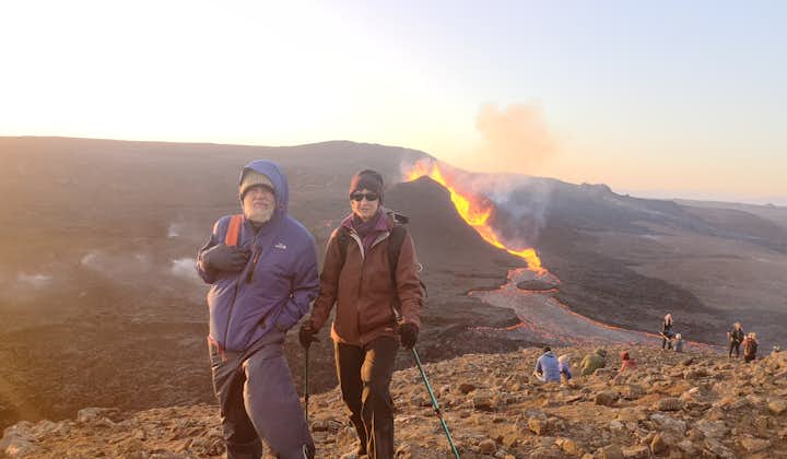 Faszinierende Wanderung zum Vulkan Fagradalsfjall mit Transfer ab Reykjavík