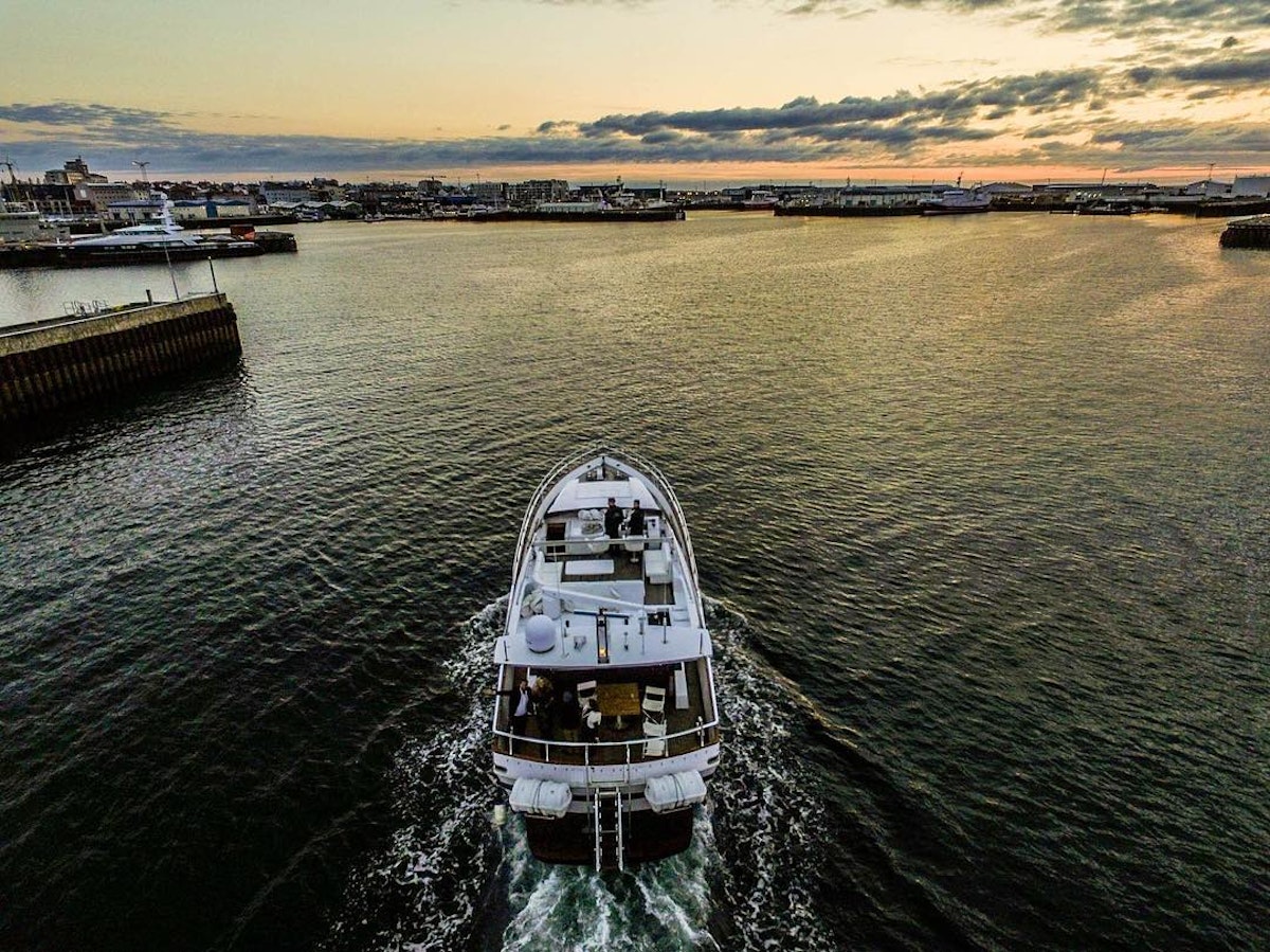 northern lights yacht tour