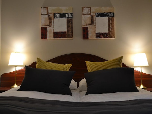 Hotel Hvolsvollur has large, luxurious double bedrooms.