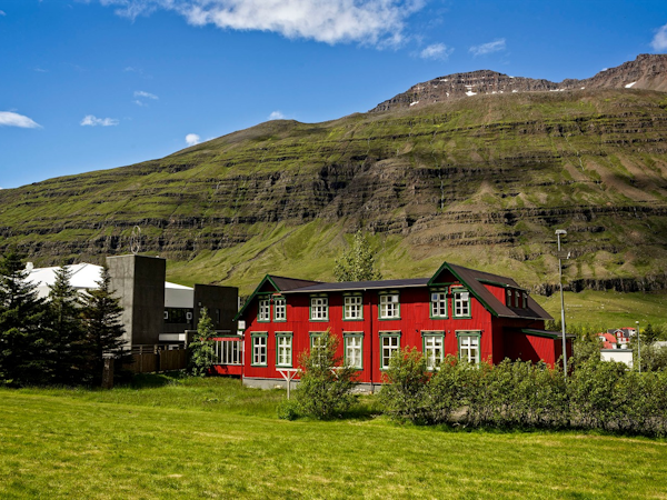 Hafaldan HI Hostel | Old Hospital is located in the heart of Seydisfjordur.