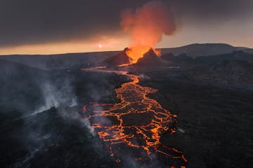 Live Feed from the Volcanic Eruption by Grindavik, Iceland