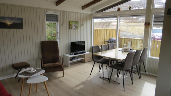The Hammer Cottages has spacious living areas.