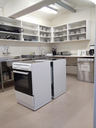 Hlid Hostel has spacious dining and cooking areas.