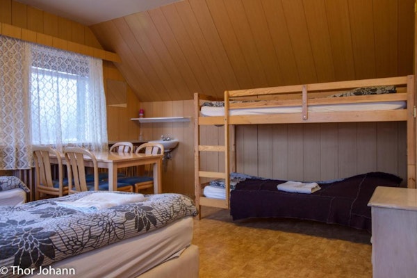 Hotel Hjardarbol has both bunk beds and single beds, perfect for families.