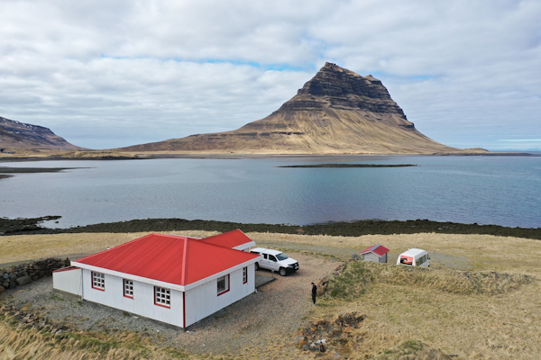 Guests of Hellnafell Guesthouse are rewarded by the beautiful view of the Kirkjufell mountain.