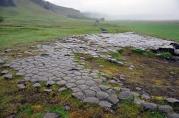 Informazioni sulle pietre di Kirkjugolf