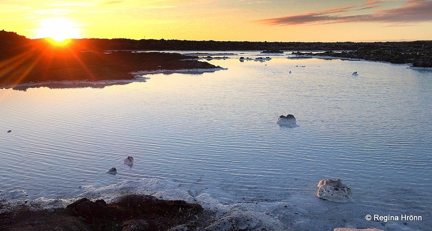冰岛蓝湖温泉的落日余晖