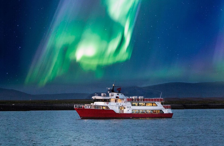 Lampe aurore boréale (2) - Aurora boréale au-dessus des cascades d'Islande  - 33 cm de