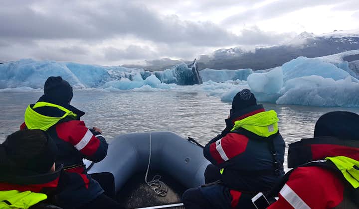 A private boat tour of Fjallsarlon glacier lagoon will let you explore with convenience and flexibility.