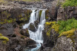 Sveinstekksfoss, also known as Fossarfoss waterfall is a hidden East Iceland gem. 