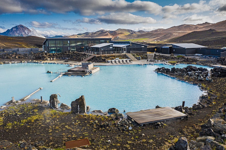 アイスランド北部の名湯、ミーヴァトンネイチャーバス温泉