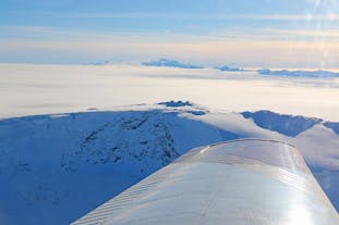 冰岛格里姆火山小飞机观光团｜自驾集合